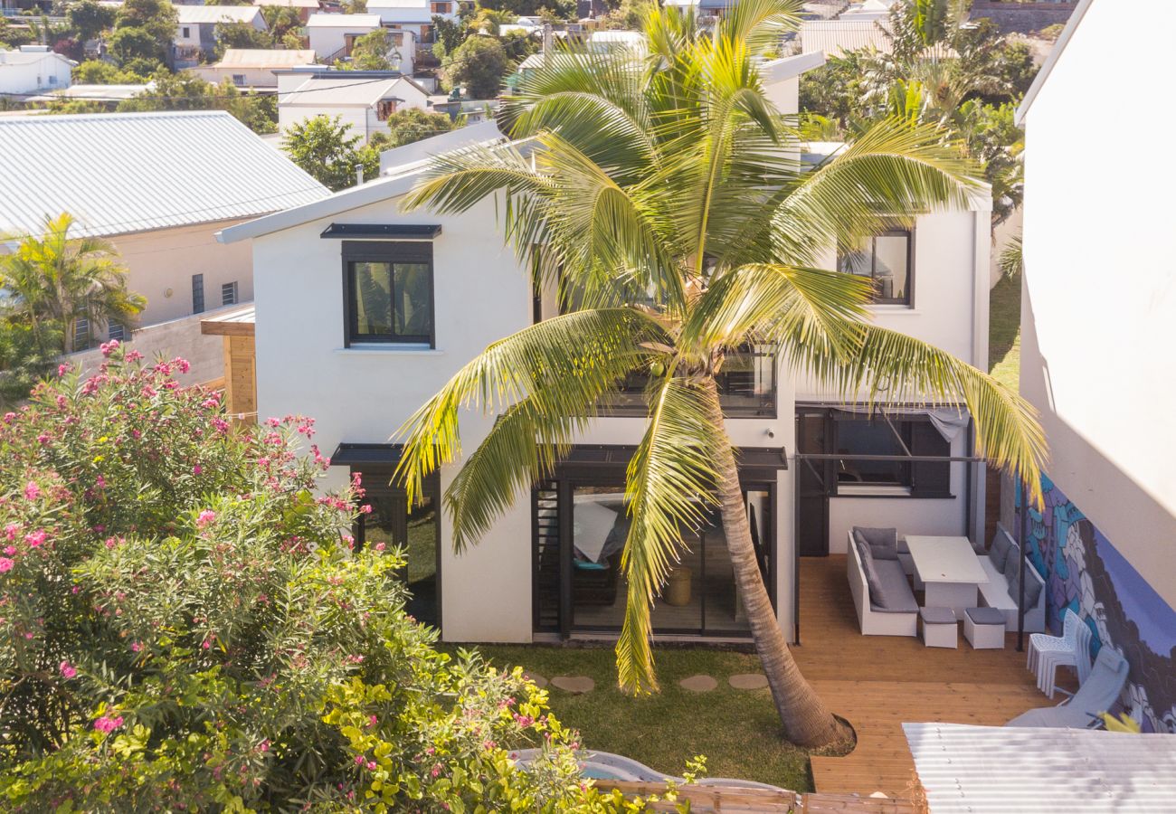 Villa en Saint-Gilles les Bains - JOAH
