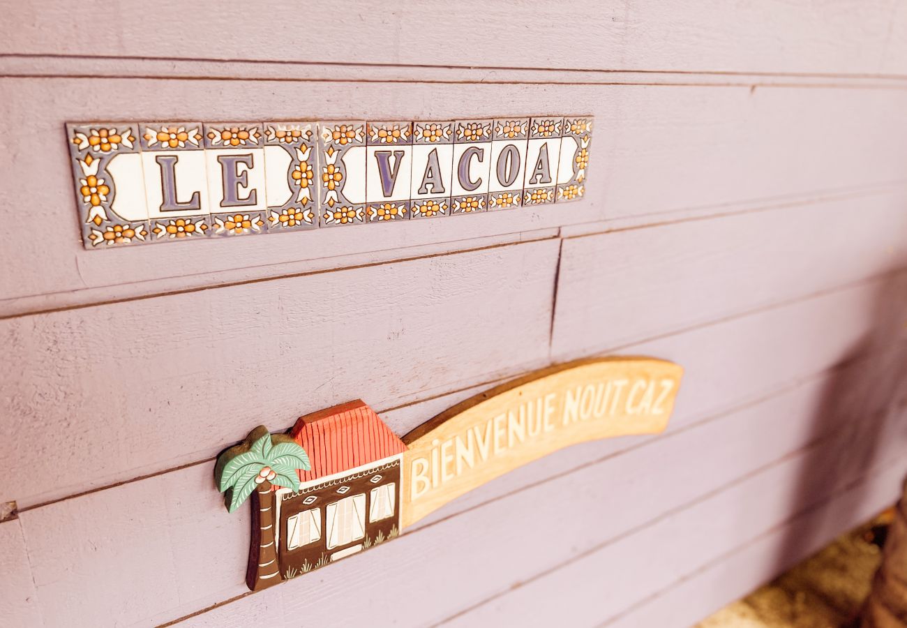Apartahotel en Saline les Bains - 05 - LE VACOA - CHAMBRE 5 Rdc D