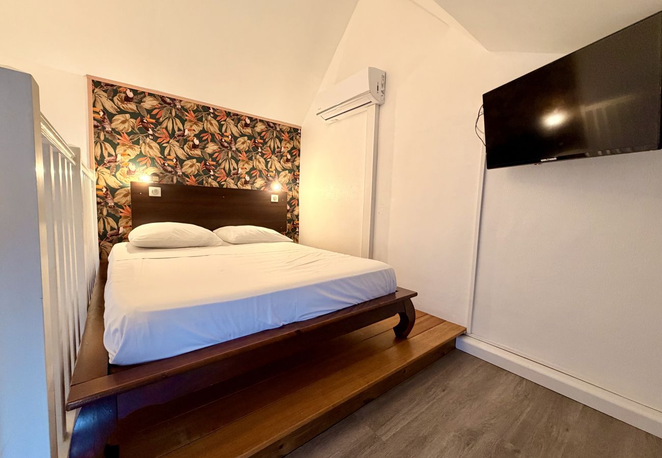Aparthotel à Saline les Bains - 10- LE VACOA - CHAMBRE 10  ETG G