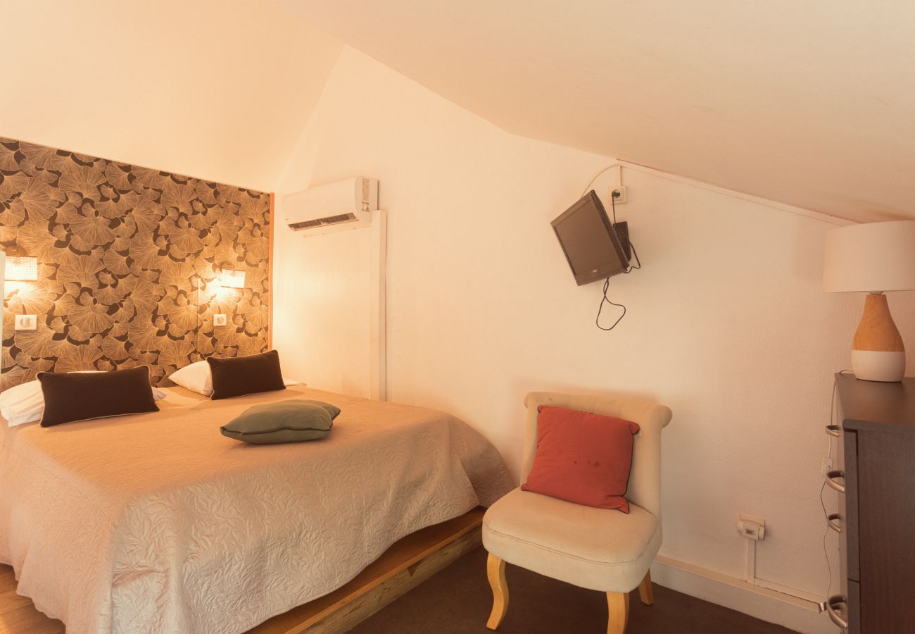 Aparthotel à Saline les Bains - 14 - LE VACOA - CHAMBRE 14  ETG D