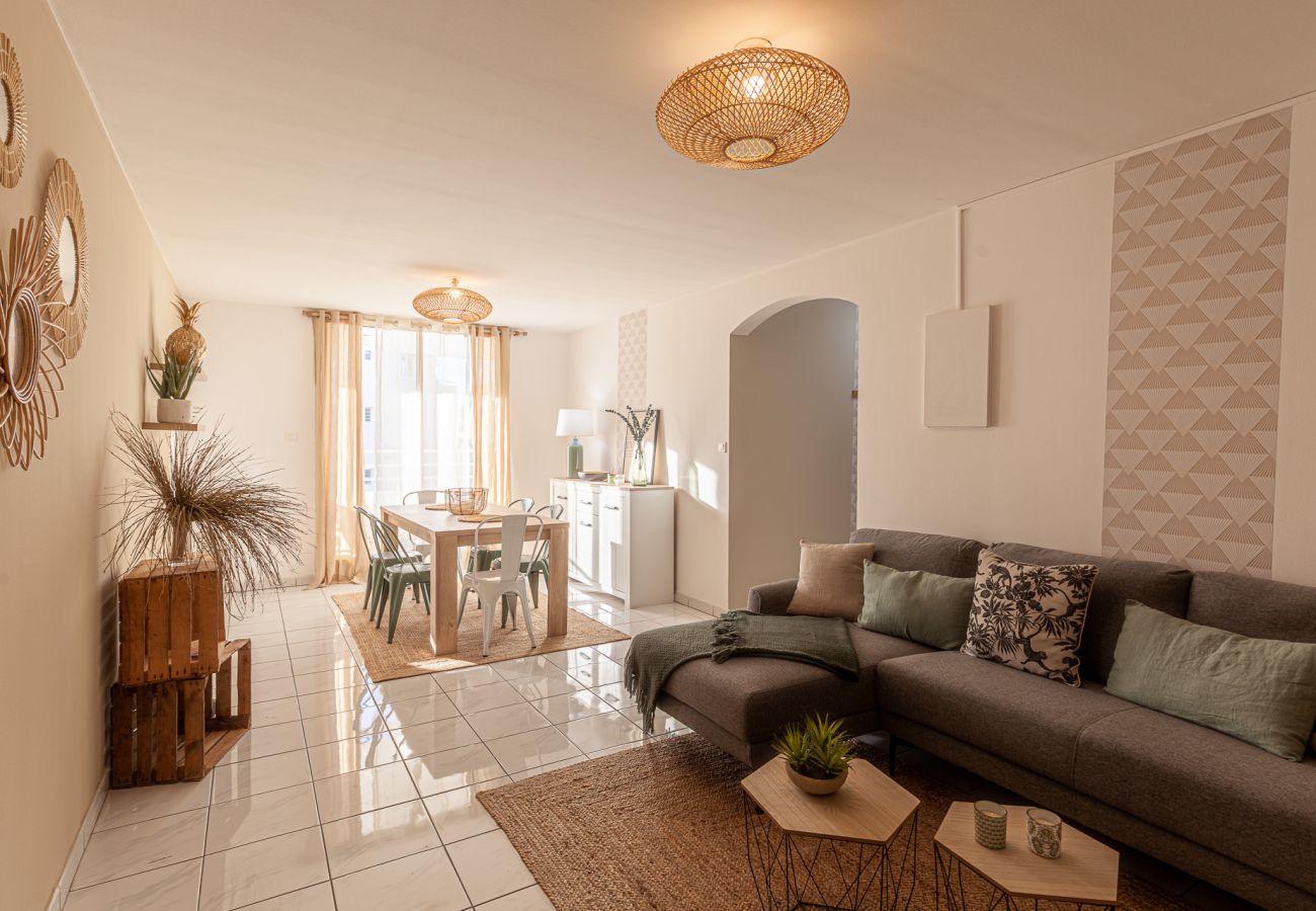 Apartment in Saint-Gilles les Bains - SUNNY ***