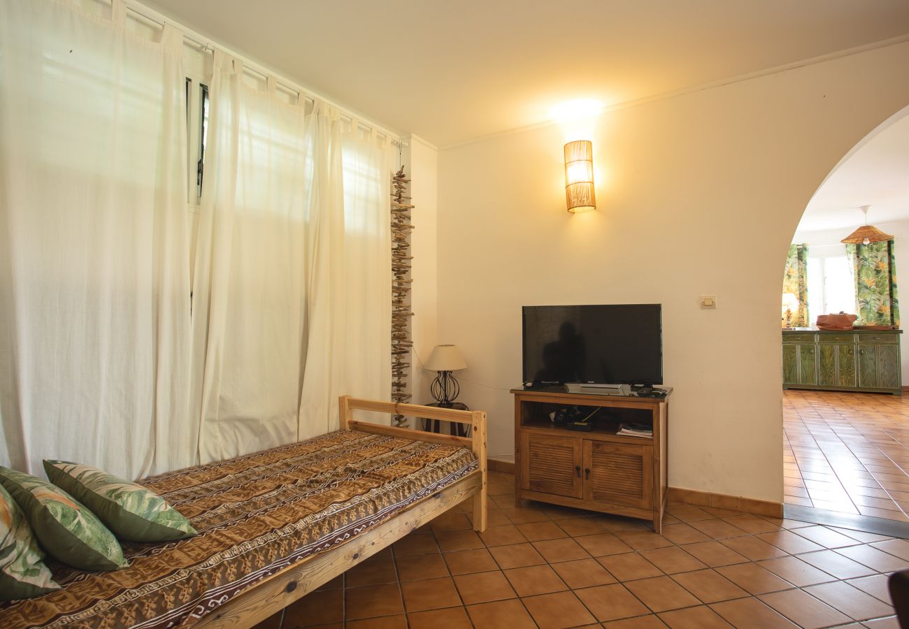Villa in Saint-Gilles les Bains - TIPITI